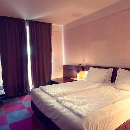 Cangrande Hotel Лацизе Екстериор снимка