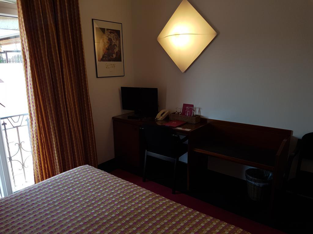 Cangrande Hotel Лацизе Екстериор снимка